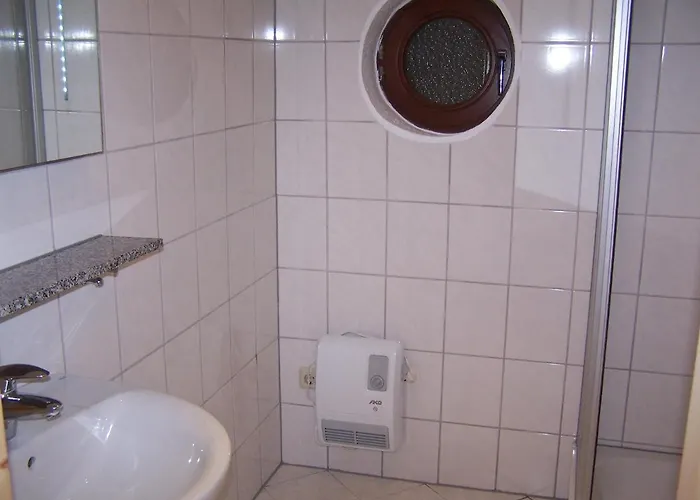 Apartment Ungers-welt Mona Nienhagen